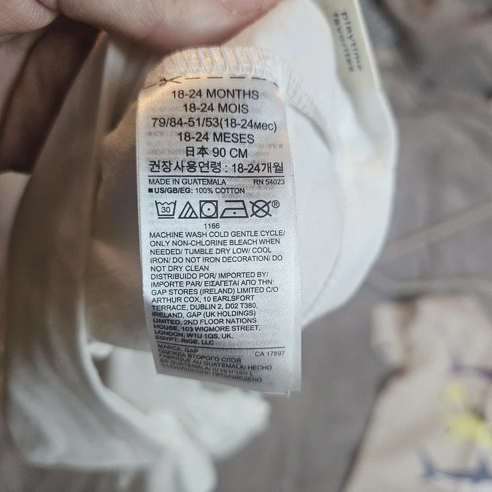 Organic Cotton Lot Of 2 GAP 18 Months T Shirts Sharks NWT - Picture 9 of 9